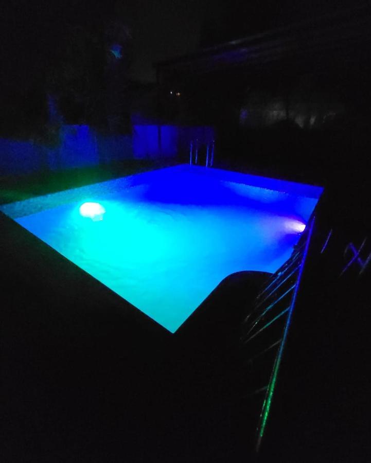 The Perfect Stays- Lal Mahal Villa With Disco Pool Lonavala Exterior foto
